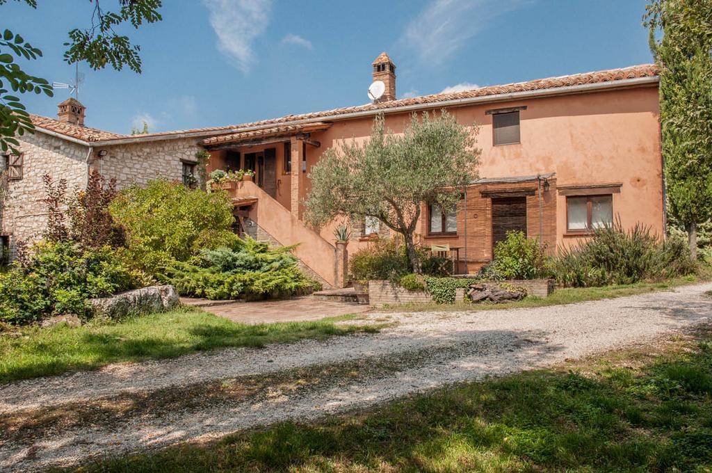 Villa Il Tamantino Gubbio Exterior foto