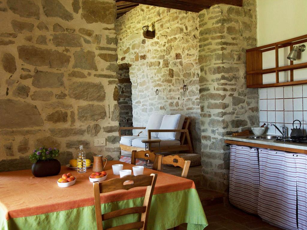 Villa Il Tamantino Gubbio Zimmer foto